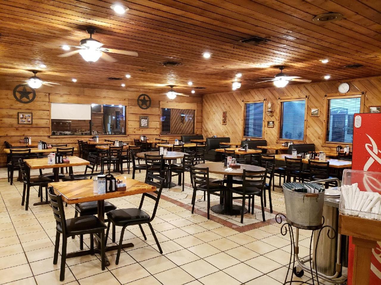 The Inn At Mexia Exterior photo